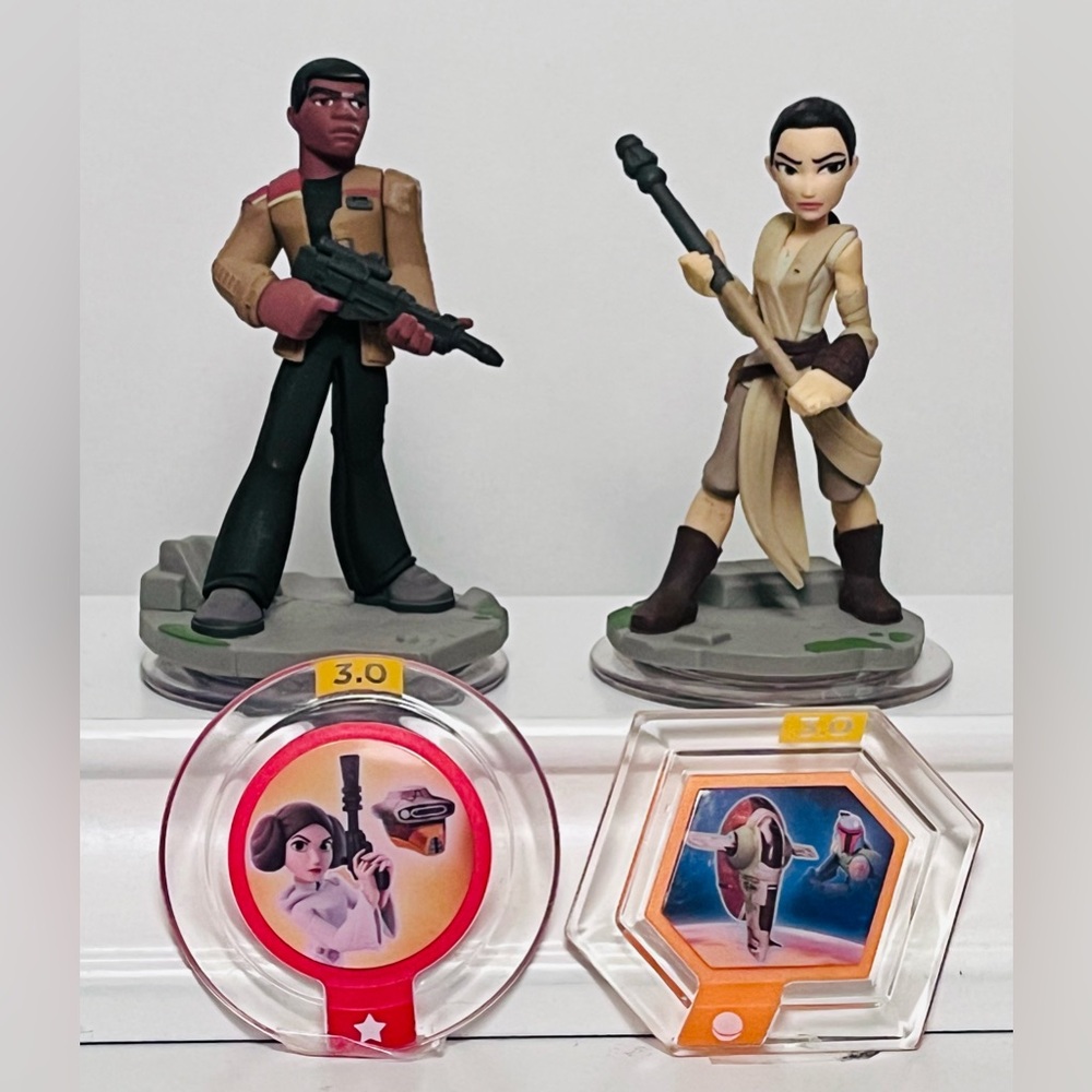 Disney Infinity Star Wars Rey & Finn Figures + Princess Leia & Boba Fett Discs